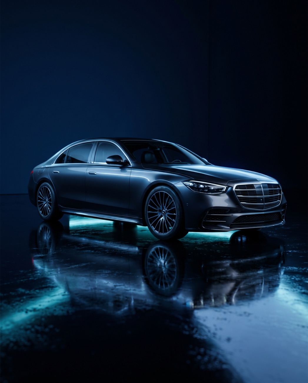 Premium-Mietwagen von Rent a Car Bern im Studio-Licht